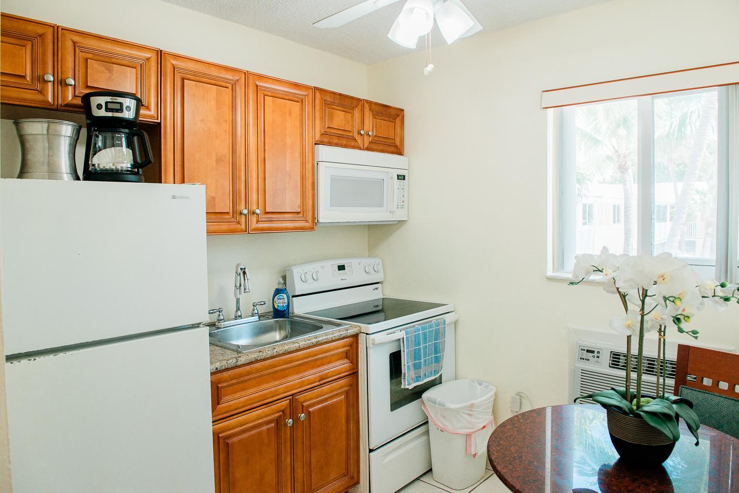 Shore Haven Resort Inn Lauderdale-by-the-Sea Εξωτερικό φωτογραφία
